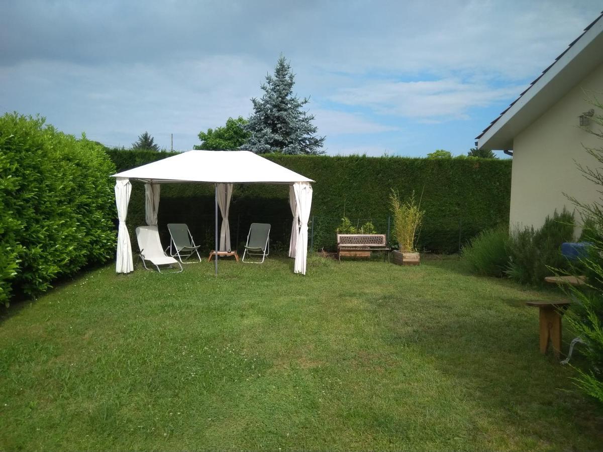 Chambre Privee Badet Salles  Exterior photo