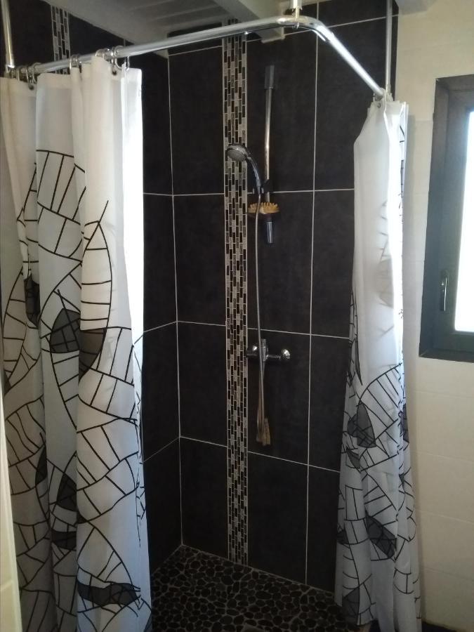 Chambre Privee Badet Salles  Exterior photo